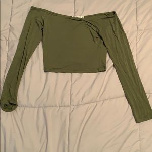 Off the shoulder crop long sleeve shirt